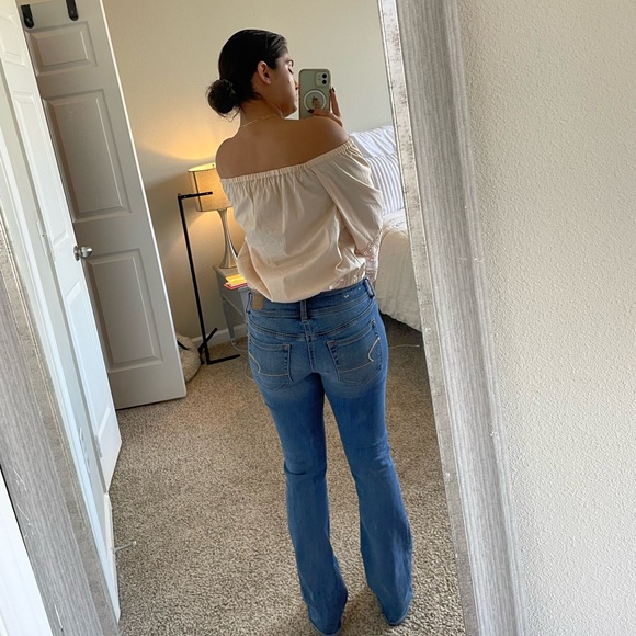 Express off the shoulder lace top - Picture 2 of 6